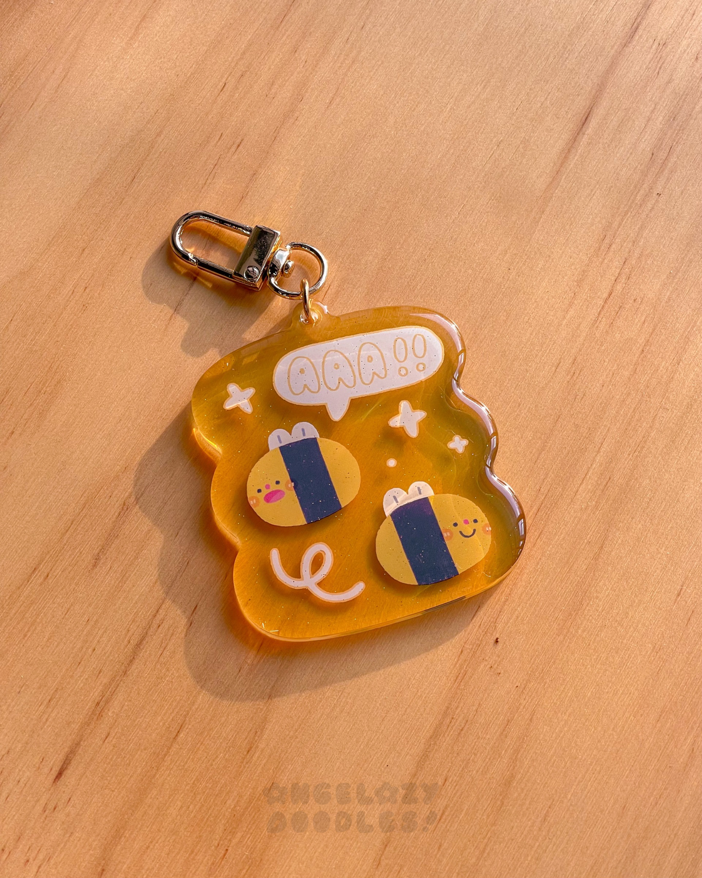 Glitter Epoxy Keychain: Bees